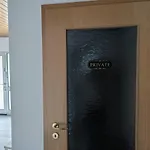 Spacious And Luminous 3 Bedroom In A Apartment