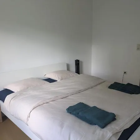Spacious And Luminous 3 Bedroom In A * Zusch