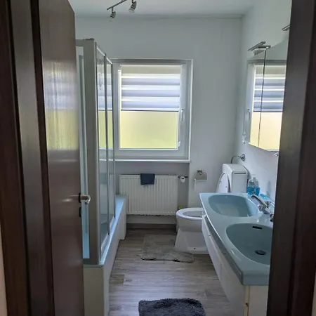 Spacious And Luminous 3 Bedroom In A * Zusch